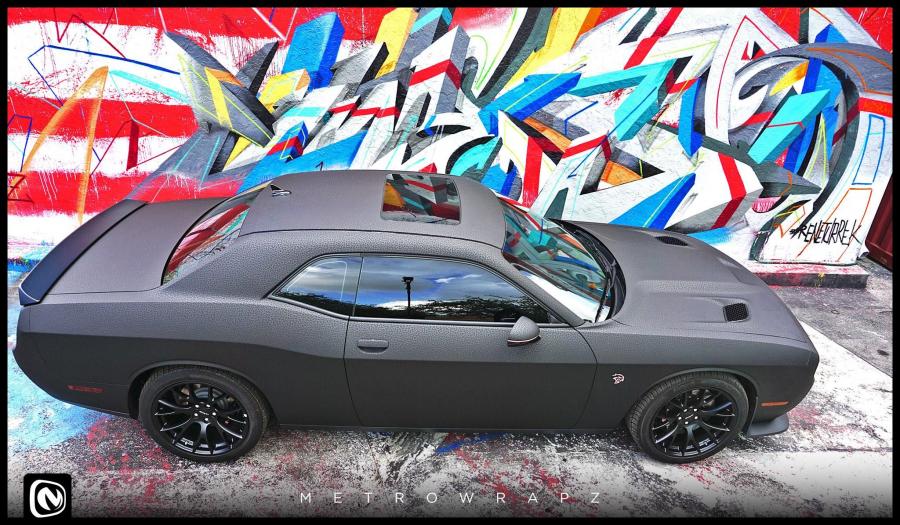  Dodge Challenger Hellcat SRT by MetroWrapz 2016 года  (фото 6 из 8)